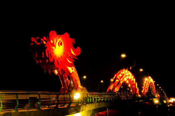 Traveling to Da Nang and seeing Dragon Bridge blows fire and water