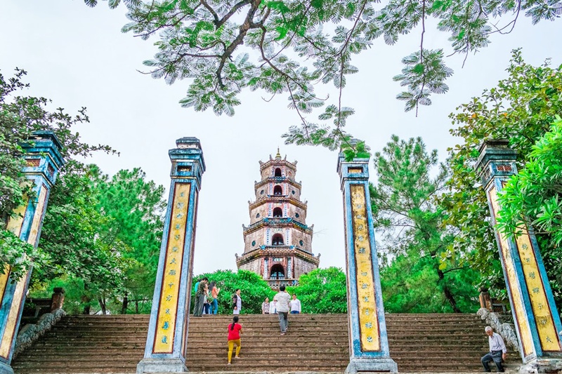 Exploring the oldest pagoda of Hue