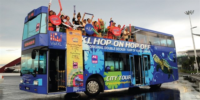 Đà Nẵng háo hức chờ đón xe bus mui trần lần đầu tiên xuất hiện