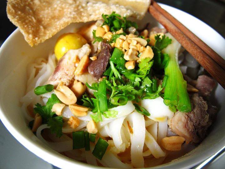 Mi Quang- an indispensable dish when going to Da Nang
